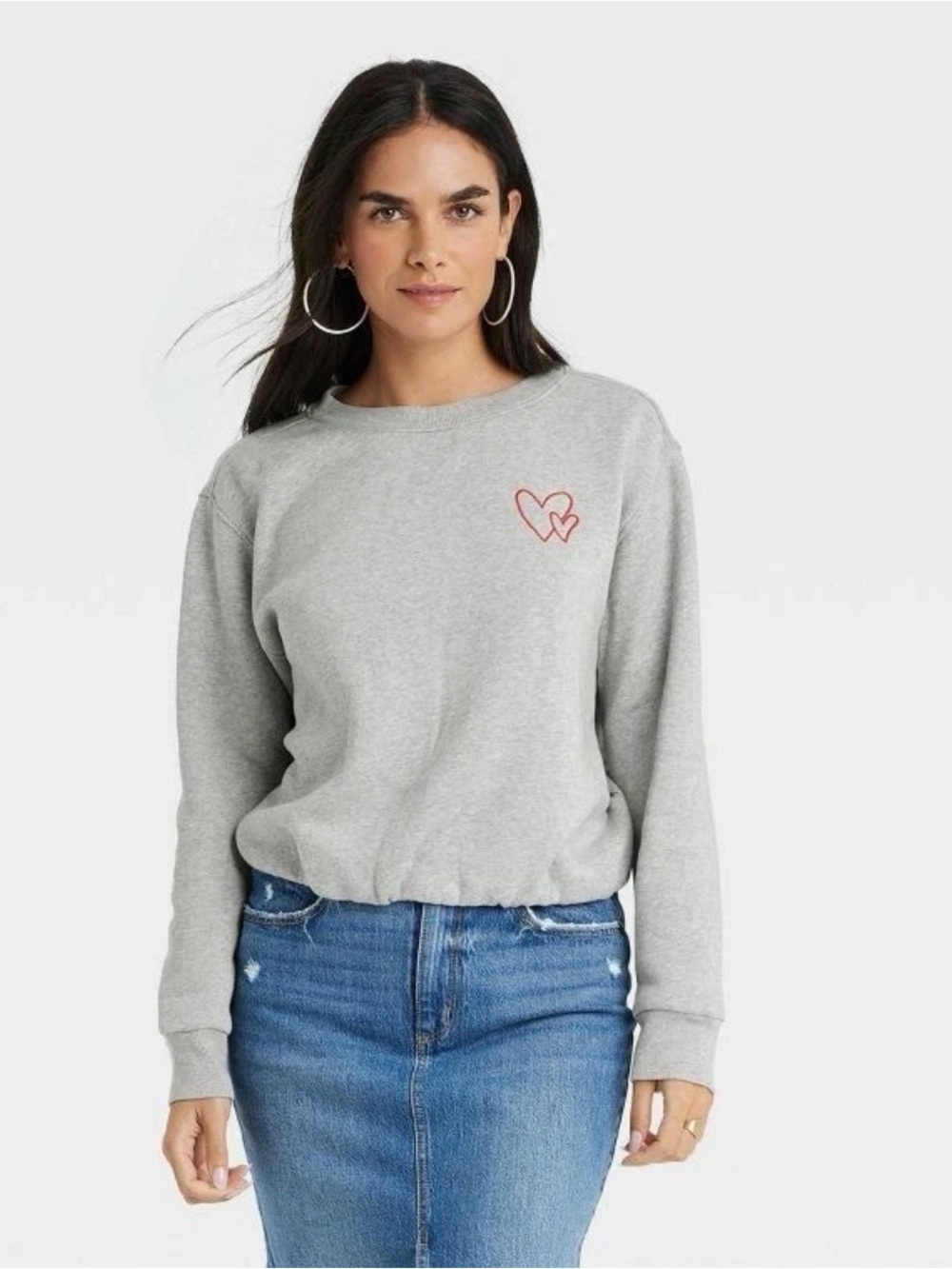 Universal Thread Light Gray Crewneck Sweatshirt with Red Heart Motif